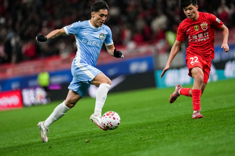 海星体育登录网站-鲁媒：阿卜杜肉苏力等多位泰山青训首轮获机会，贾非凡将面对旧主